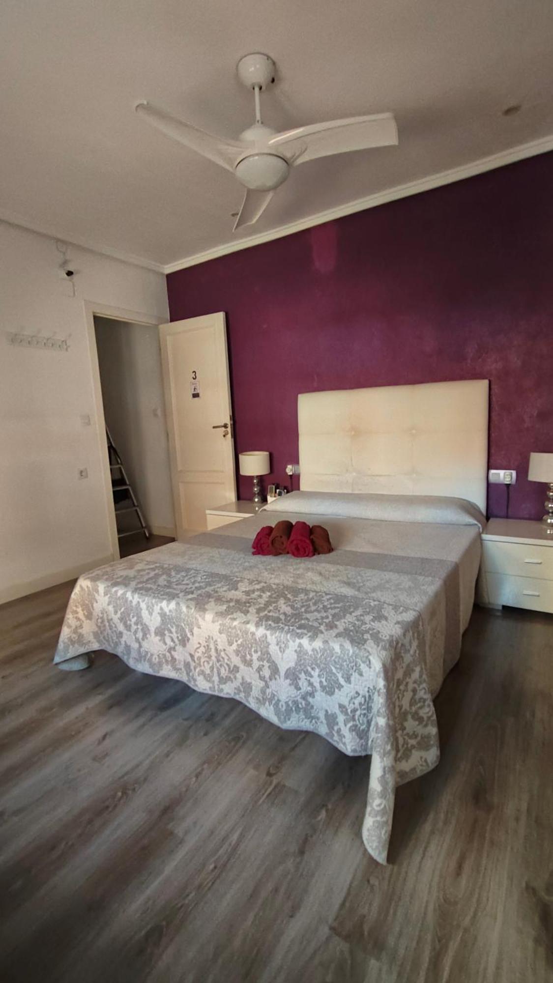 Paul'S Rooms - No Turistico Valencia Exterior foto