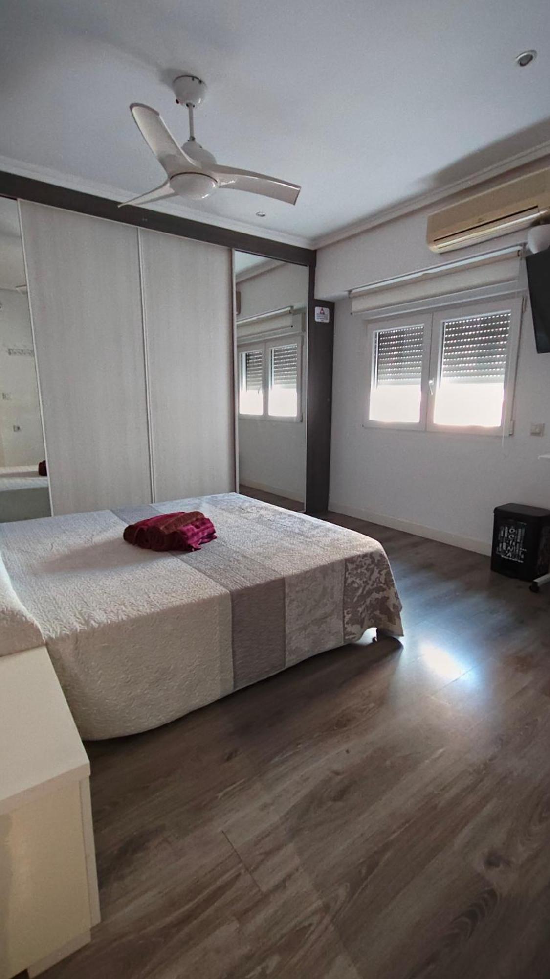 Paul'S Rooms - No Turistico Valencia Exterior foto